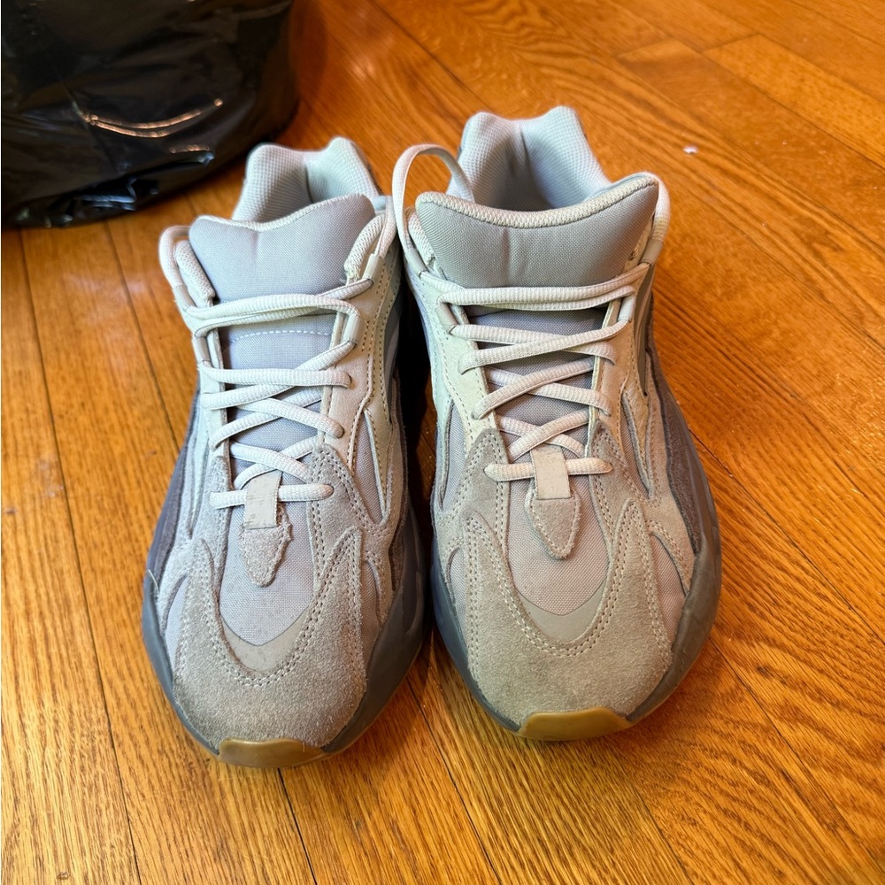 Adidas Yeezy Boost 700 V2 “Tephra”